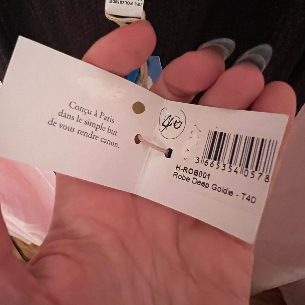 👗 - Picture 4 of 11